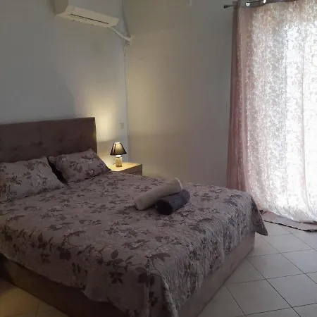 Ιδανικό διαμέρισμα δίπλα στο μετρό, ανάμεσα στο κέντρο και τη παραλία-3